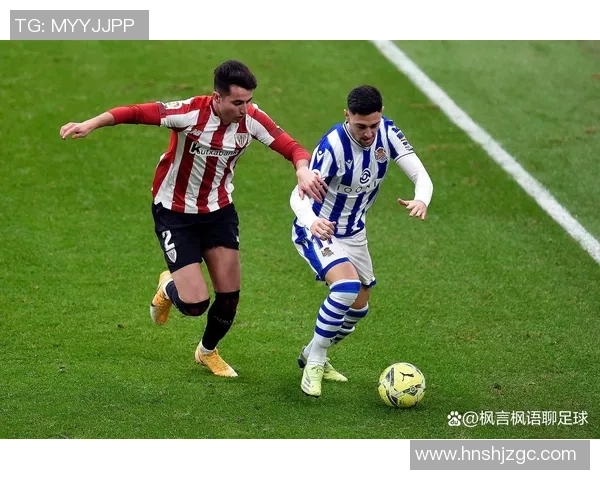 足球史上十大飞翼球星精彩瞬间盘点与传奇回顾