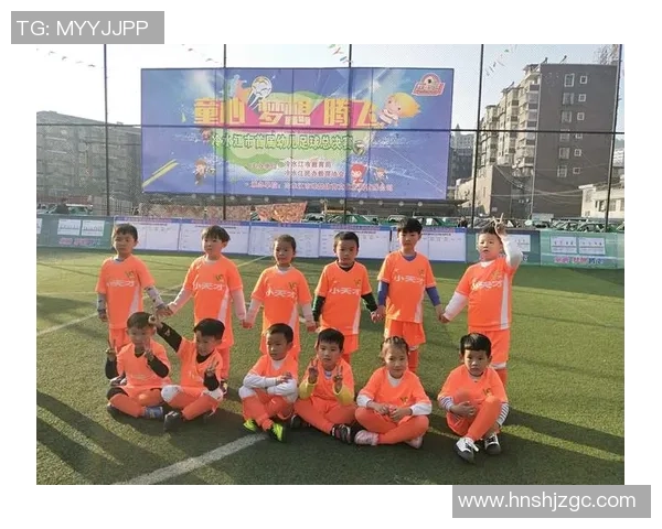 二年级足球小天才闪耀球场梦想腾飞成就辉煌未来